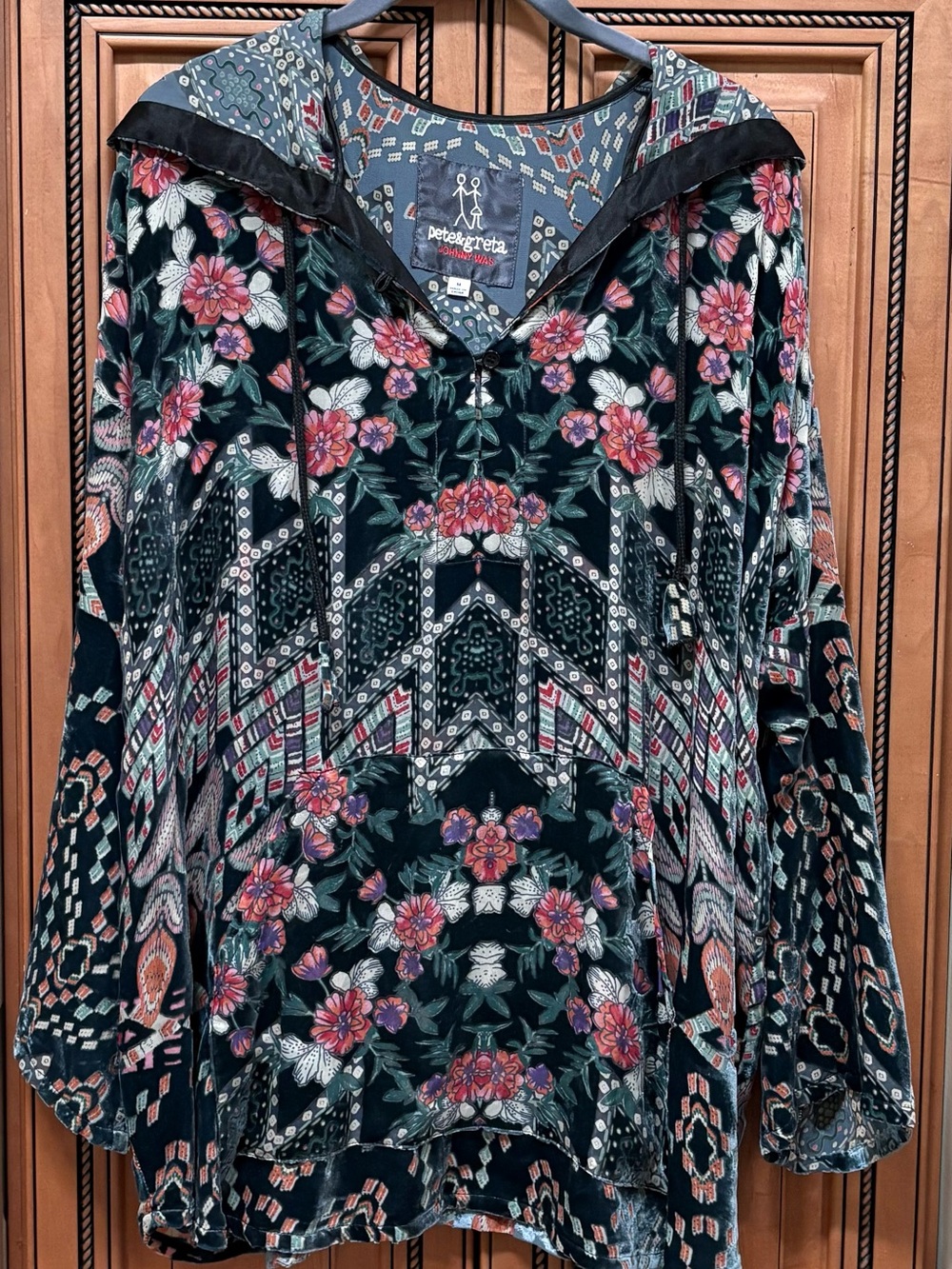 Johnny Was Pete & Greta Marami burnout velvet hoodie w/floral pattern. Medium
